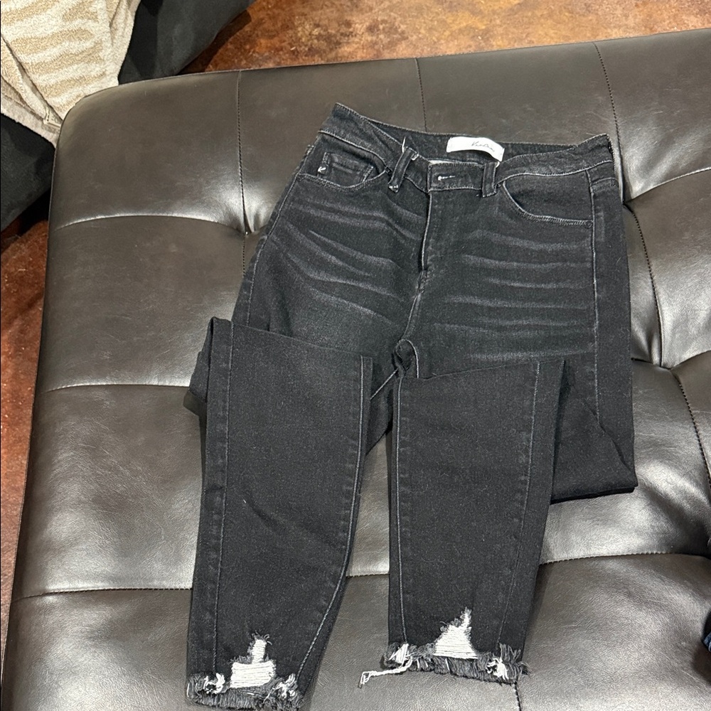 KanCan Black Distressed Ankle Jeans